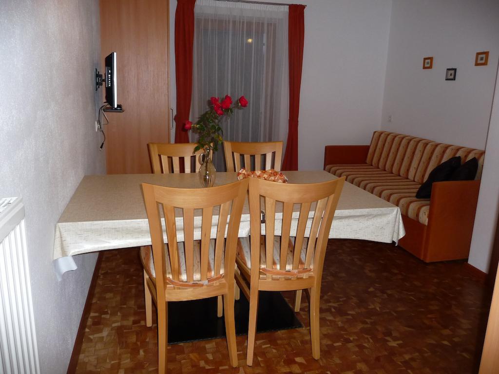 Apartments Ferdigg San Lorenzo di Sebato Eksteriør bilde